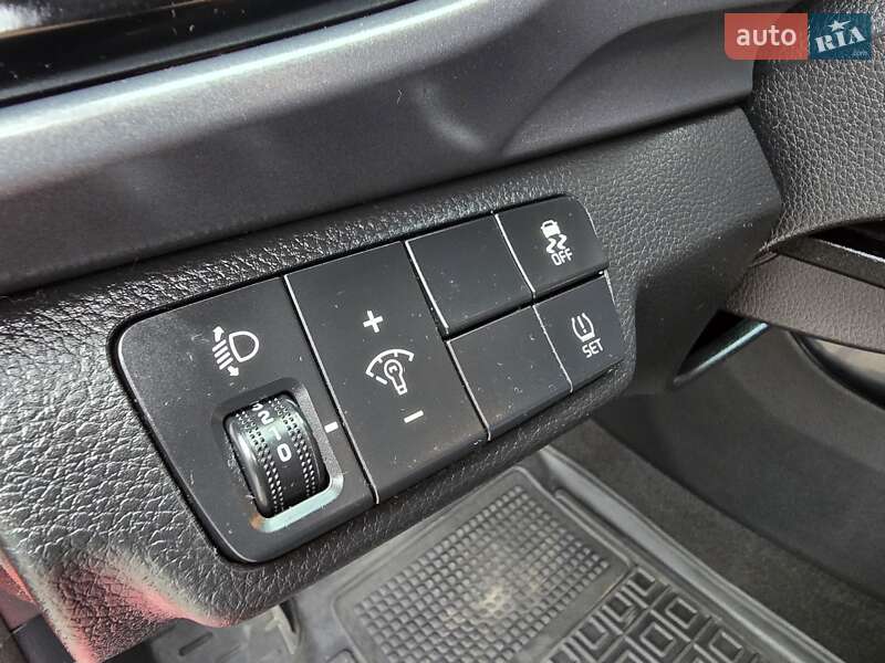 Позашляховик / Кросовер Kia Stonic 2020 в Одесі