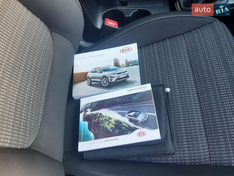 Позашляховик / Кросовер Kia Stonic 2017 в Львові