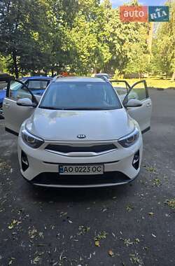 Позашляховик / Кросовер Kia Stonic 2018 в Ужгороді