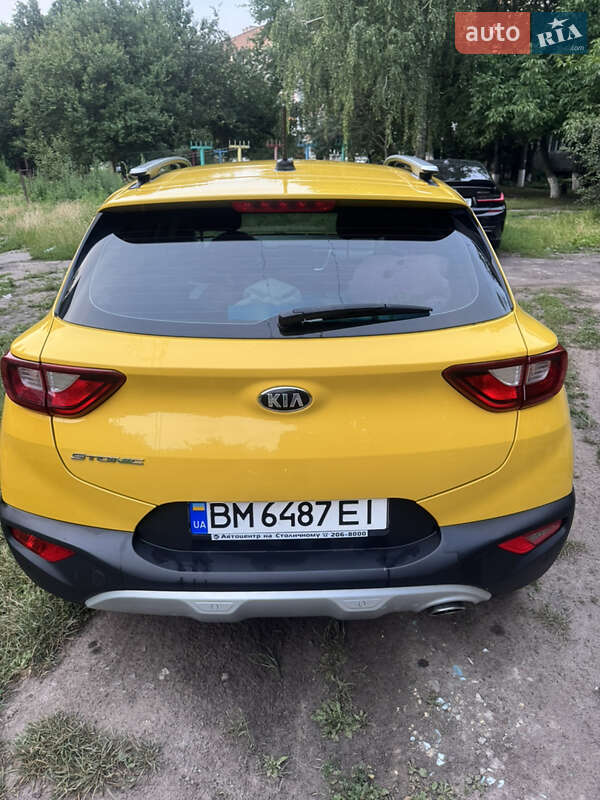 Позашляховик / Кросовер Kia Stonic 2018 в Конотопі