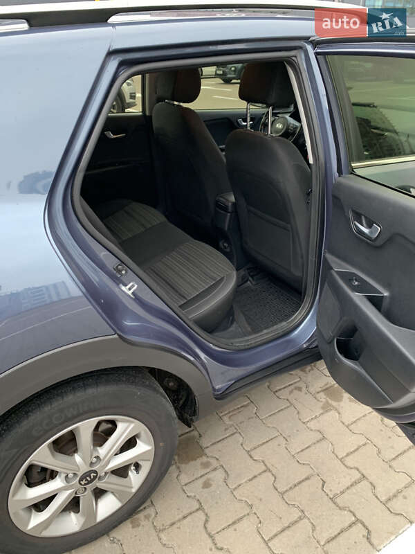 Внедорожник / Кроссовер Kia Stonic 2020 в Киеве фото 21 Внедорожник / Кроссовер Kia Stonic 2020 в Киеве