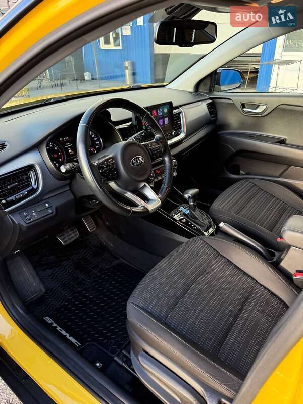 Позашляховик / Кросовер Kia Stonic 2020 в Києві