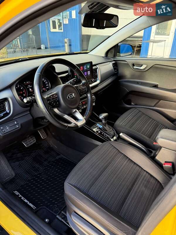 Позашляховик / Кросовер Kia Stonic 2020 в Києві