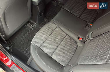 Внедорожник / Кроссовер Kia Stonic 2019 в 