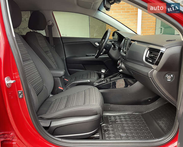 Внедорожник / Кроссовер Kia Stonic 2019 в Киеве фото 32 Внедорожник / Кроссовер Kia Stonic 2019 в Киеве