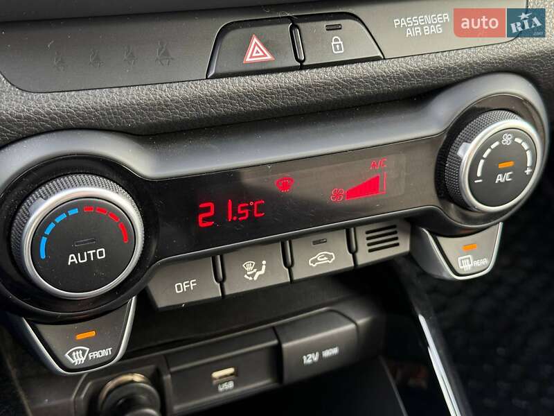 Позашляховик / Кросовер Kia Stonic 2020 в Одесі