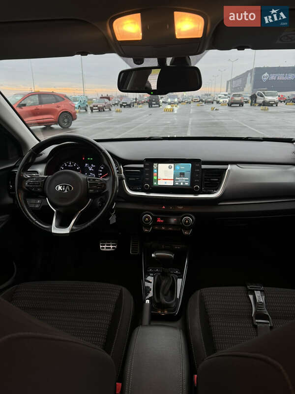 Внедорожник / Кроссовер Kia Stonic 2018 в Львове