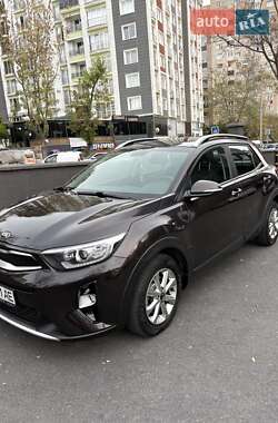 Внедорожник / Кроссовер Kia Stonic 2019 в Киеве