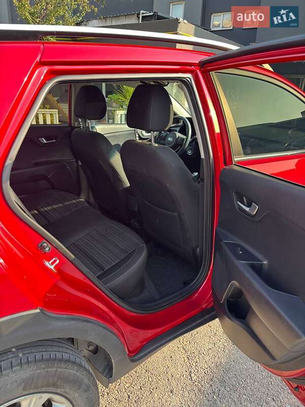 Внедорожник / Кроссовер Kia Stonic 2018 в Одессе