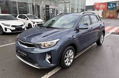 Внедорожник / Кроссовер Kia Stonic 2020 в Киеве