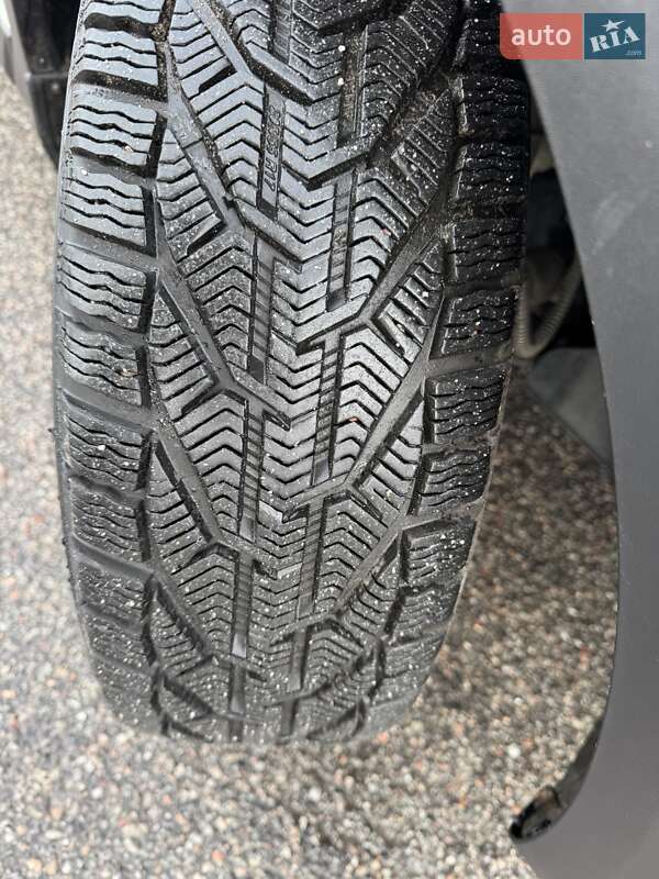 Позашляховик / Кросовер Kia Stonic 2022 в Києві