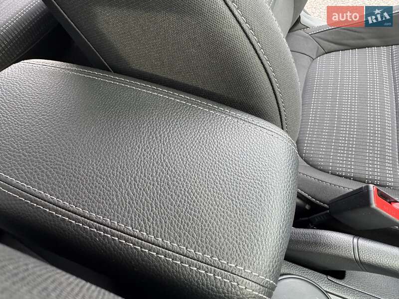 Позашляховик / Кросовер Kia Stonic 2022 в Києві