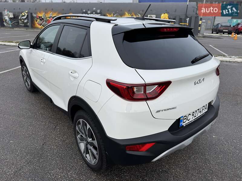 Внедорожник / Кроссовер Kia Stonic 2022 в Киеве
