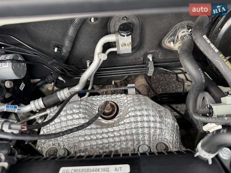 Внедорожник / Кроссовер Kia Stonic 2022 в Киеве