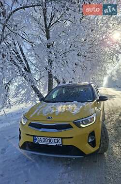 Внедорожник / Кроссовер Kia Stonic 2018 в Черкассах