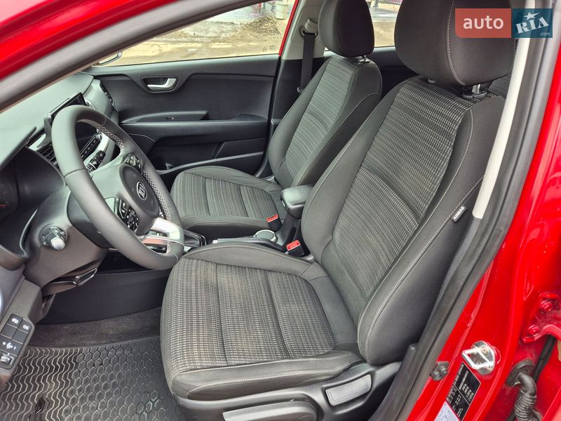 Внедорожник / Кроссовер Kia Stonic 2020 в Запорожье