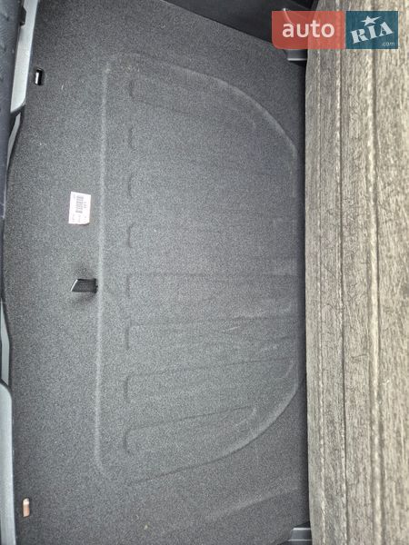 Внедорожник / Кроссовер Kia Stonic 2020 в Запорожье