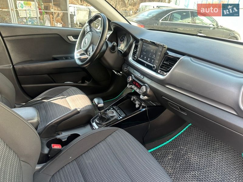 Позашляховик / Кросовер Kia Stonic 2019 в Києві