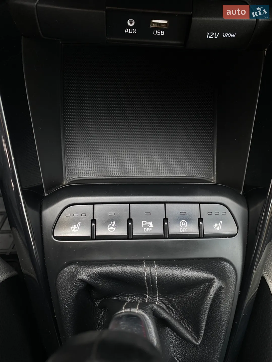2019 Kia Stonic - мініатюра 96