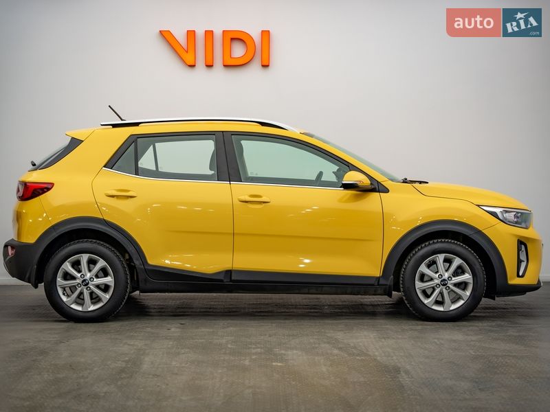 Позашляховик / Кросовер Kia Stonic 2020 в Києві