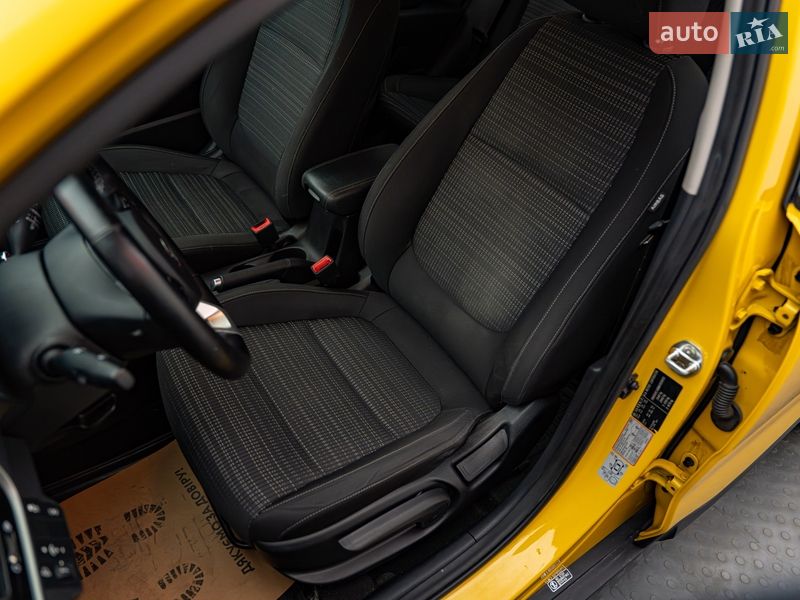 Позашляховик / Кросовер Kia Stonic 2020 в Києві