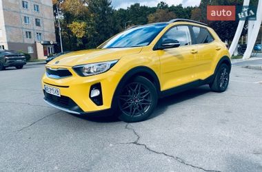 Позашляховик / Кросовер Kia Stonic 2017 в Вінниці
