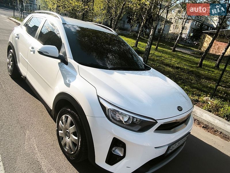 Внедорожник / Кроссовер Kia Stonic 2018 в Виннице