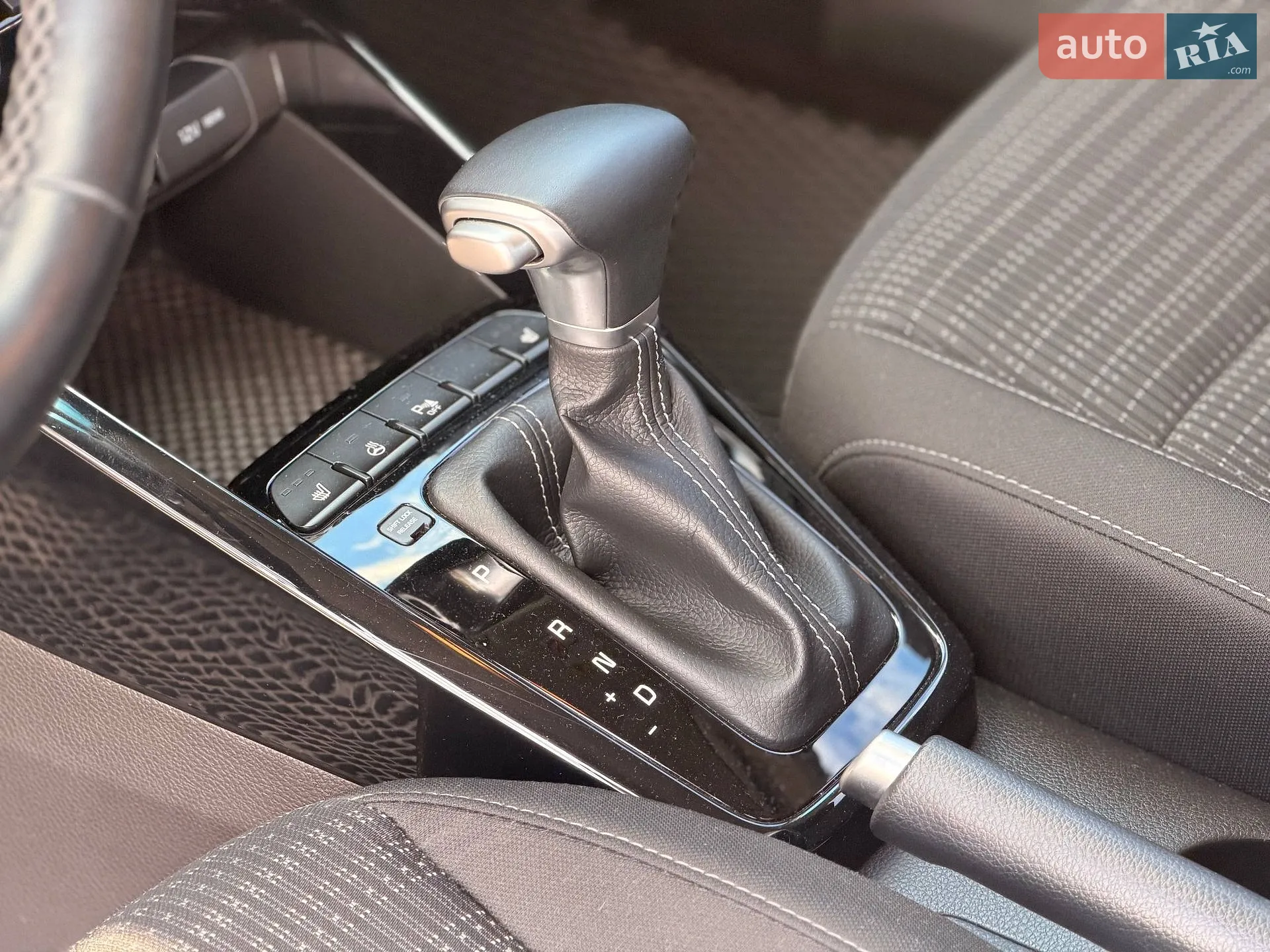 2020 Kia Stonic - мініатюра 46