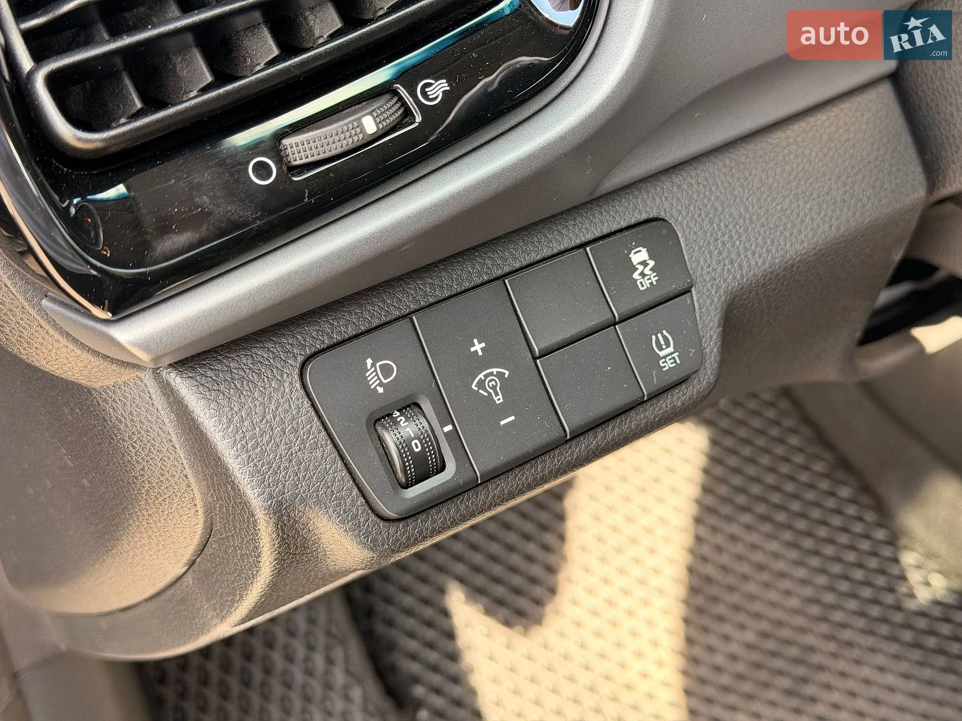 2020 Kia Stonic - мініатюра 47