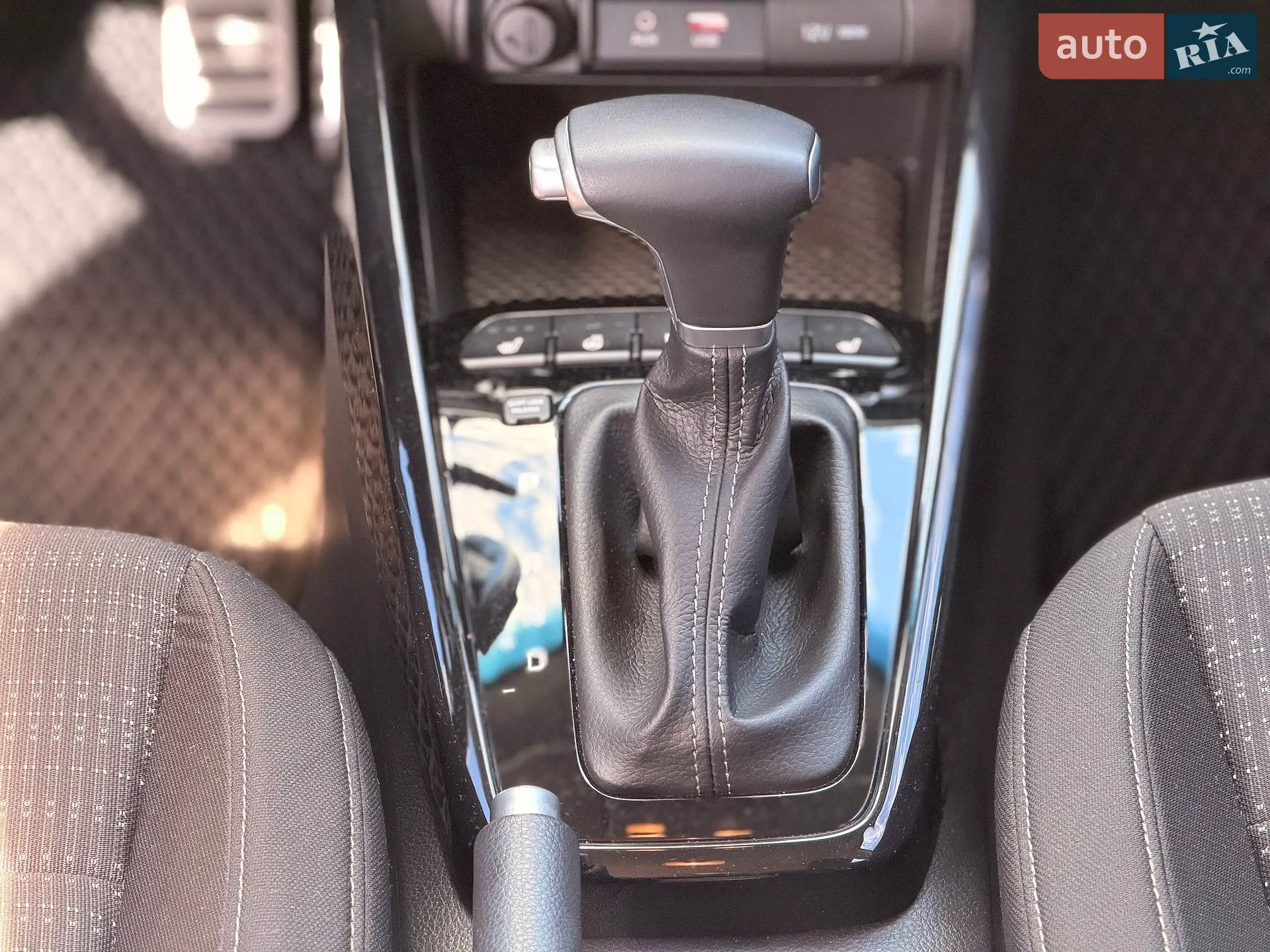 2020 Kia Stonic - мініатюра 59