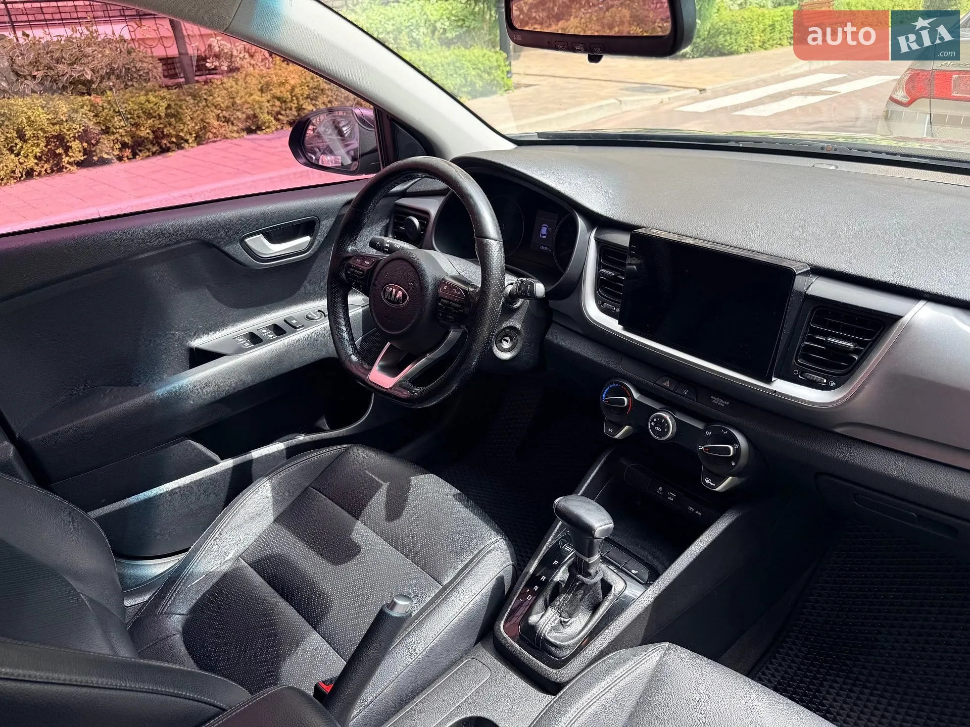 2017 Kia Stonic - мініатюра 19