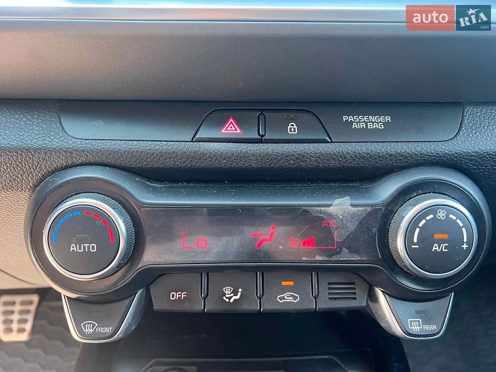 2017 Kia Stonic - мініатюра 31
