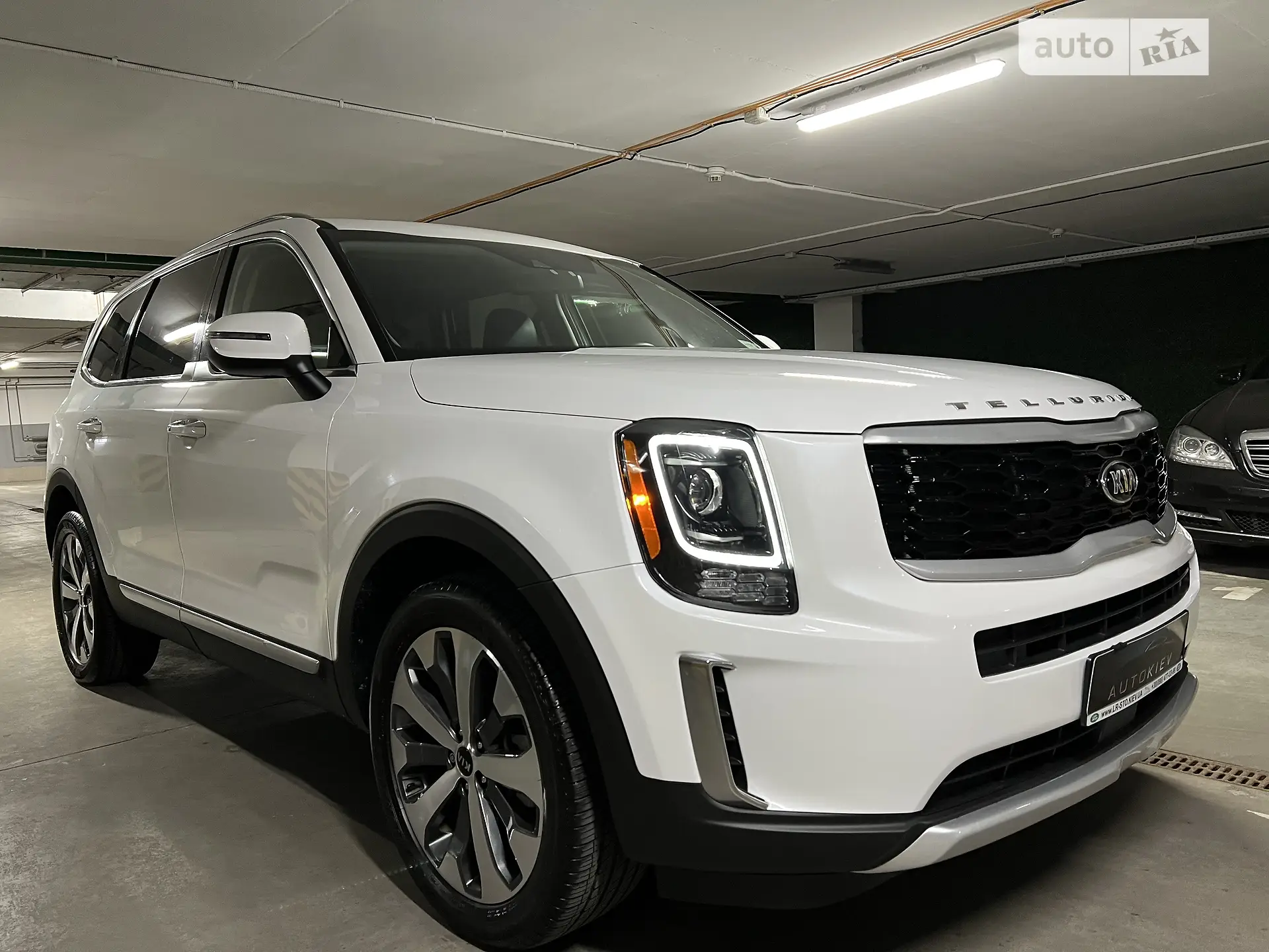 2019 Kia Telluride - мініатюра 2