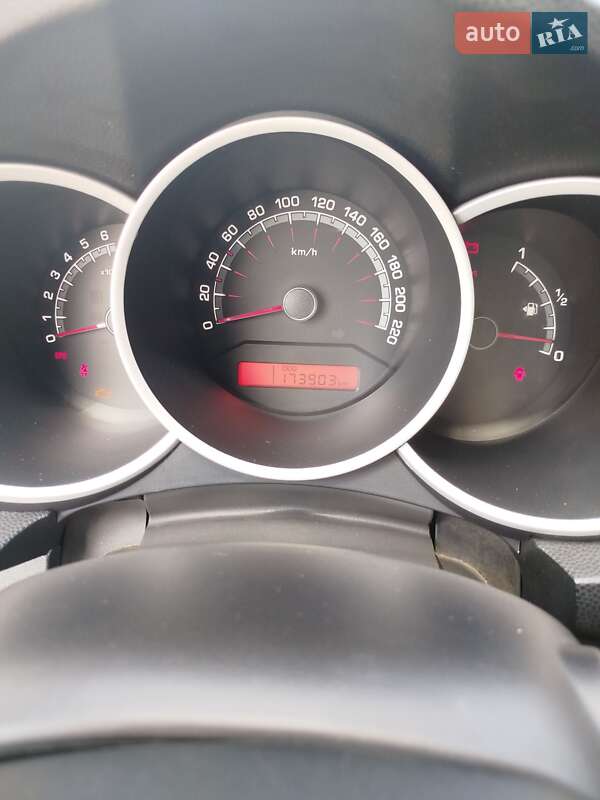 Kia Venga 2010