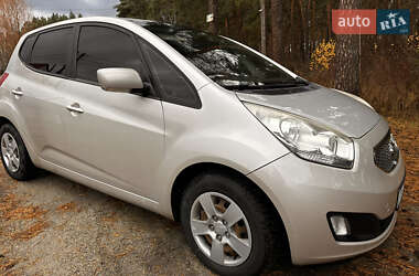 Микровэн Kia Venga 2010 в Житомире