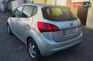 Мікровен Kia Venga 2011 в 
