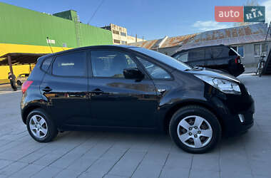 Микровэн Kia Venga 2013 в 