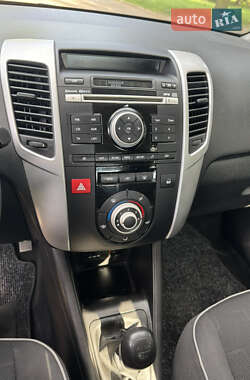 Микровэн Kia Venga 2009 в 