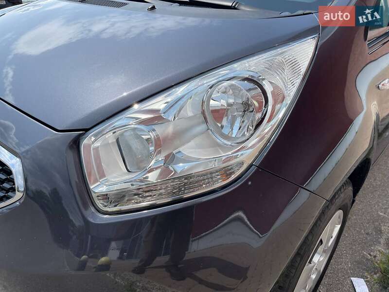 Мікровен Kia Venga 2012 в Києві