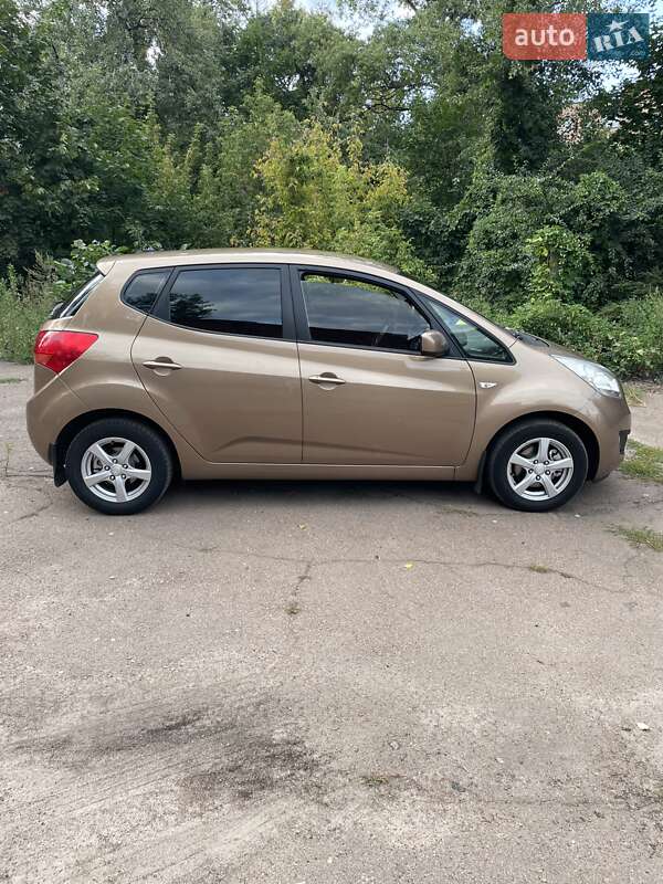 Мікровен Kia Venga 2010 в Чернігові
