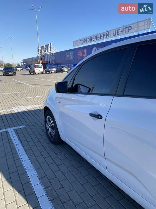 Мікровен Kia Venga 2010 в Нововолинську фото 7 Мікровен Kia Venga 2010 в Нововолинську