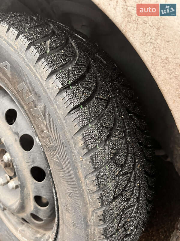 Микровэн Kia Venga 2011 в Борисполе