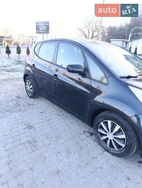 Микровэн Kia Venga 2010 в Львове