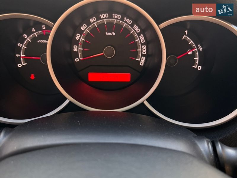 Мікровен Kia Venga 2010 в Чернігові