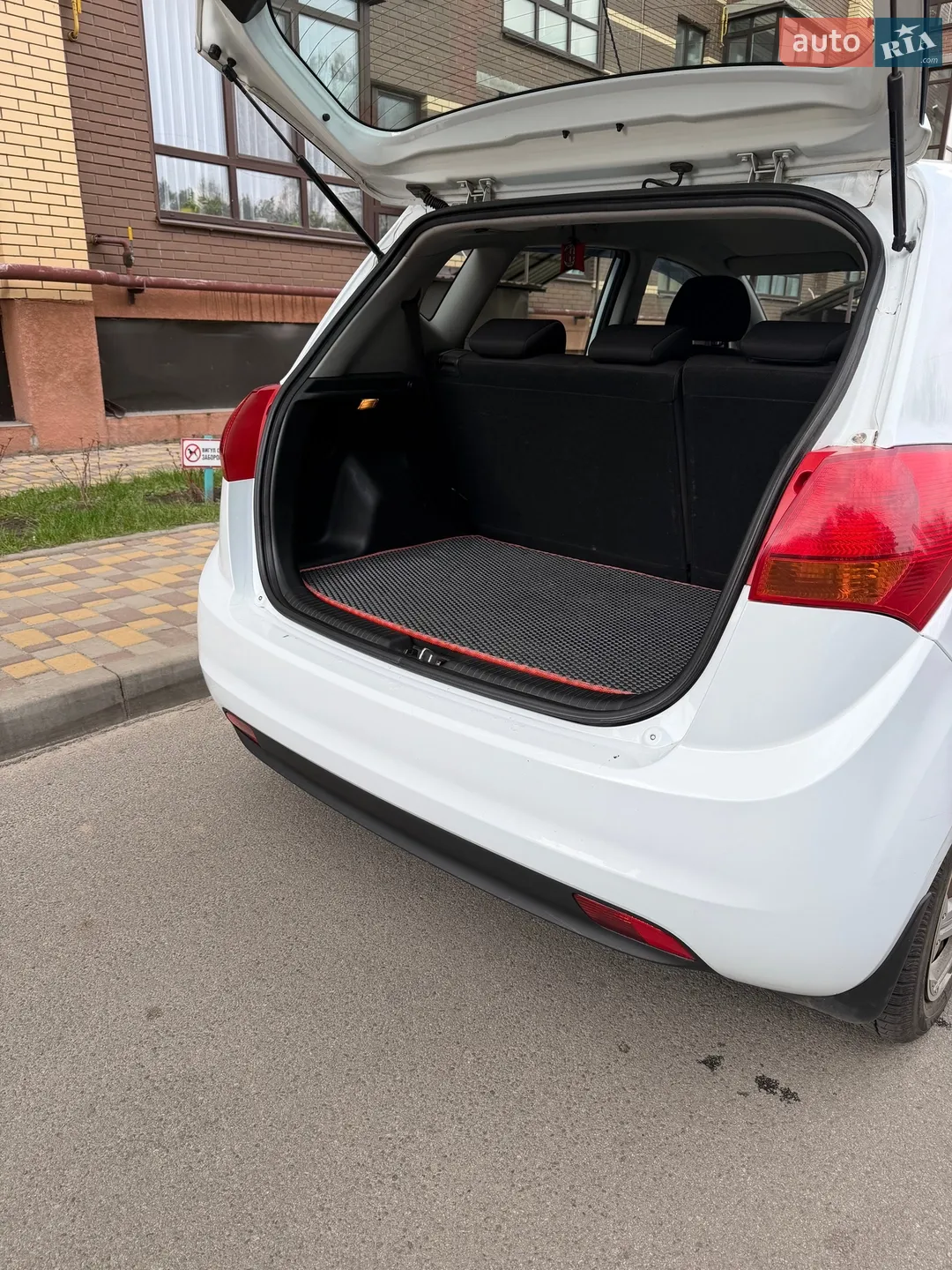 2012 Kia Venga - мініатюра 4