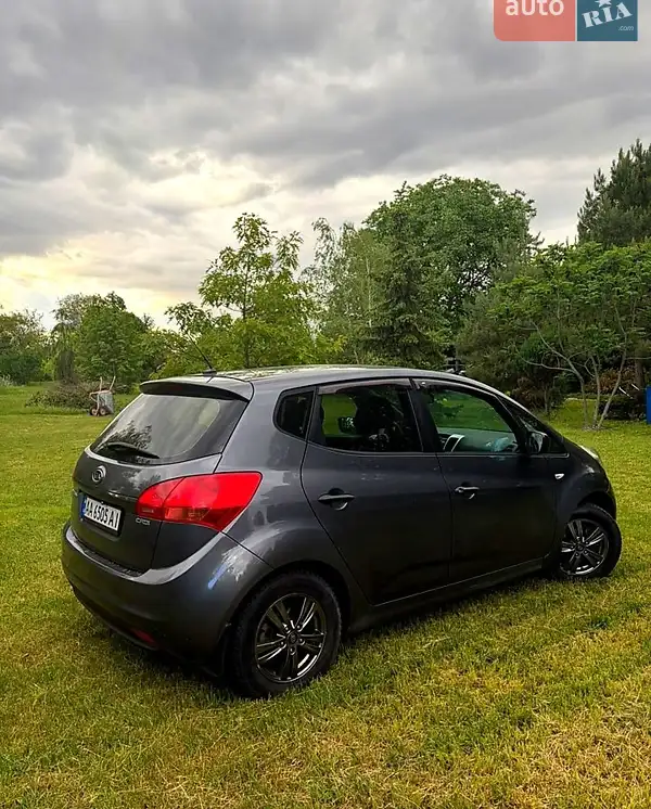 Kia Venga 2010 VIN TMAEG813ABJ041591 фото оголошення 3 з 35