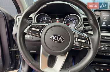 Хэтчбек Kia XCeed 2020 в Киеве