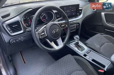 Хэтчбек Kia XCeed 2020 в 