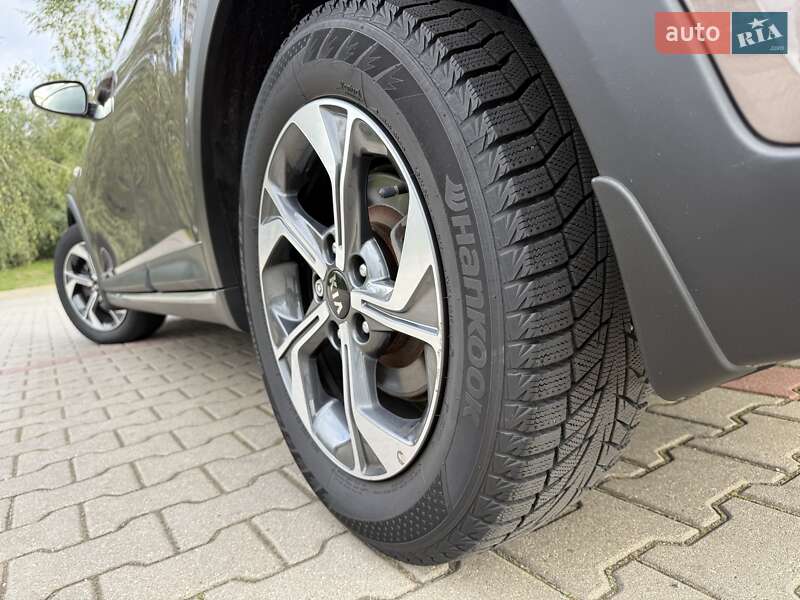 Хэтчбек Kia XCeed 2020 в Киеве