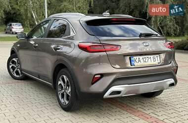 Хэтчбек Kia XCeed 2020 в 